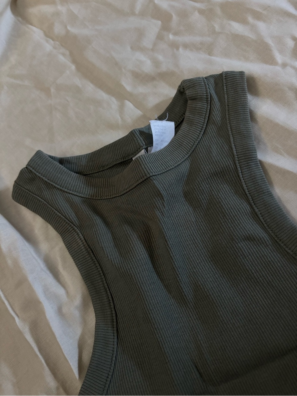 H&M Olive Green Ribbed Tank Top - Picture 3 of 8